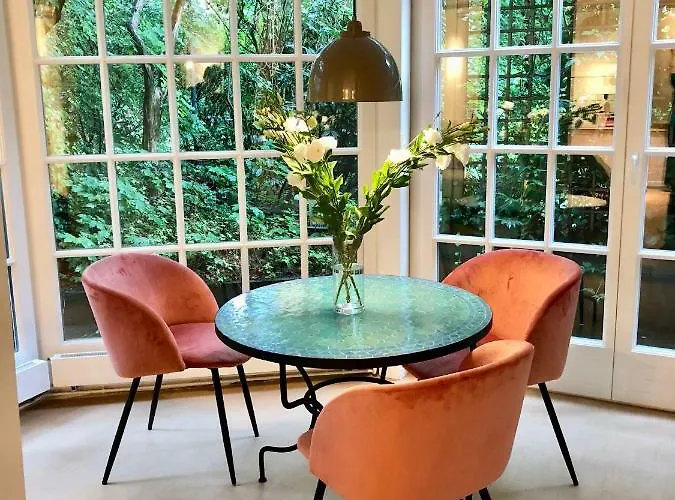 The Alster Waterfront Family Appartement